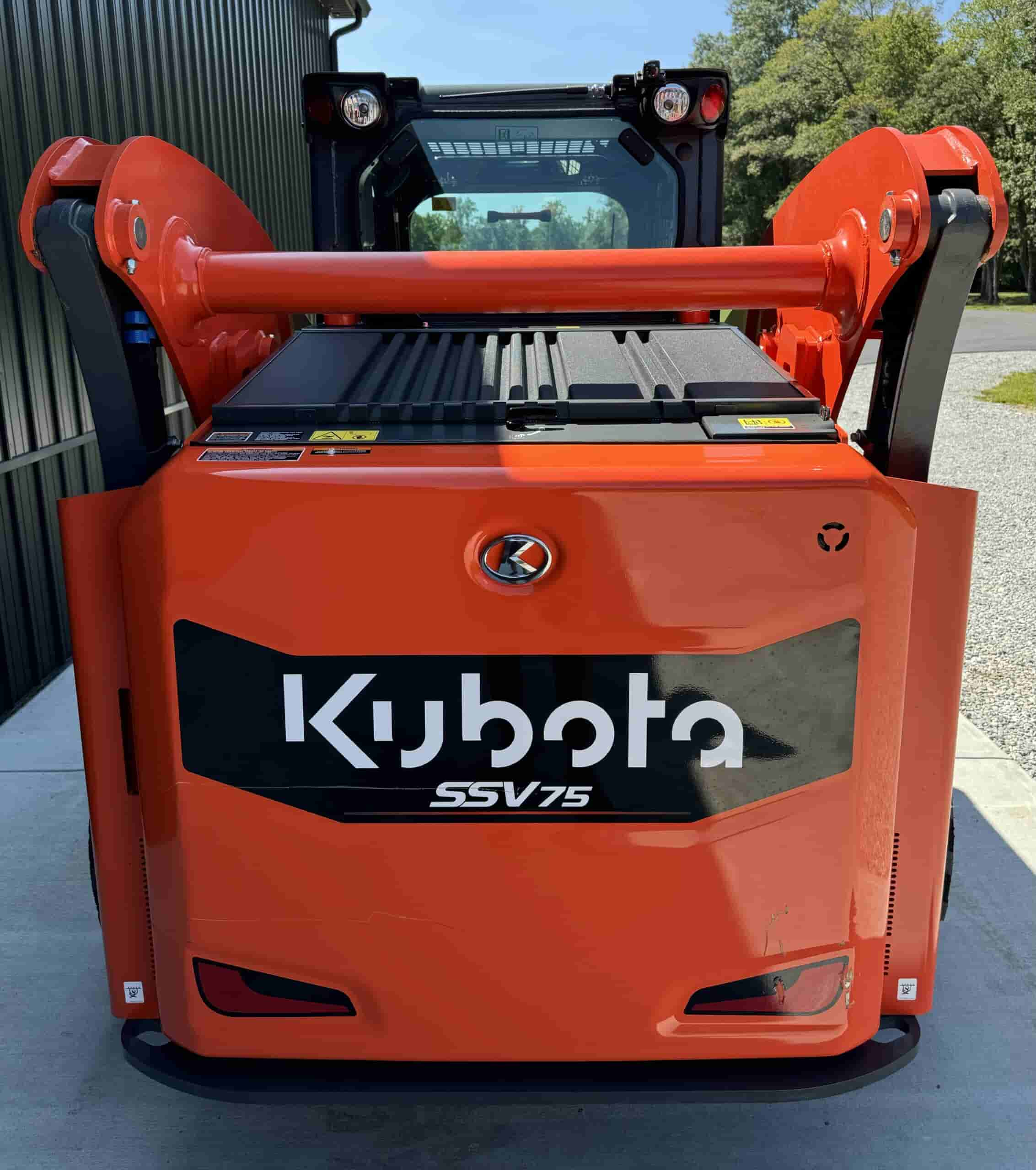 2024 KUBOTA SSV75 HIGH FLOW
